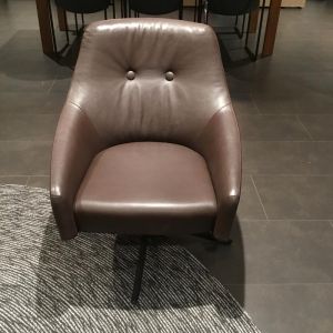 Montis Puk Low fauteuil  