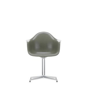 Vitra Eames Fiberglass Armchair DAL stoel 