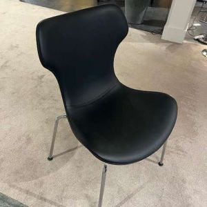 B&B Italia Papilio eetkamerstoel (set van 4) zwart 