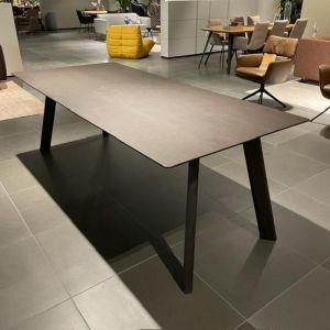 Topform Arezzo eetkamertafel bruin 